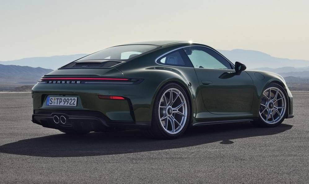 Porsche 911 GT3 2025: Una sorpresa inaspettata dietro l'angolo
