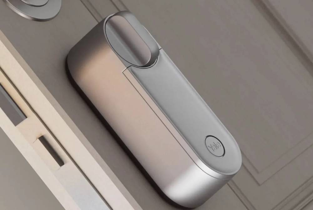 aggiornare software firmware yale lock