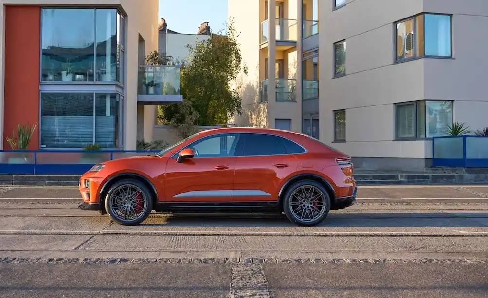 Porsche Macan Electric: Performance, stile e tecnologia senza compromessi