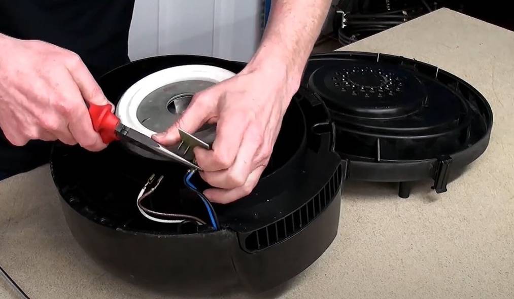 Scopa elettrica non si accende? Ecco cosa fare