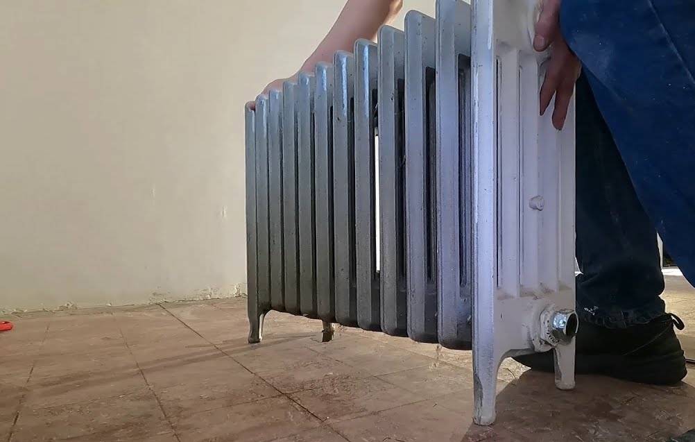 Come smontare i termosifoni: guida passo passo