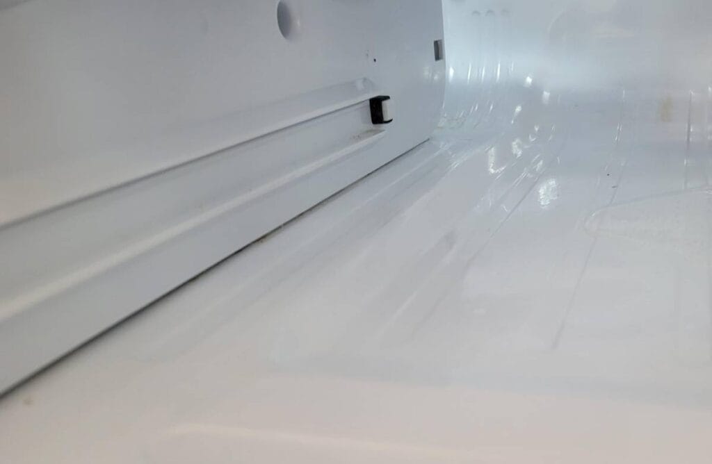 Frigorifero Samsung No Frost perde acqua: cosa fare